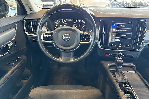 Volvo V90 15 of 30
