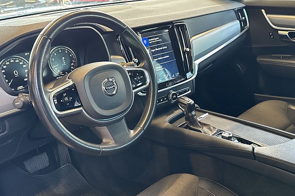 Volvo V90 13 of 30