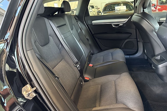 Volvo V90 12 of 30