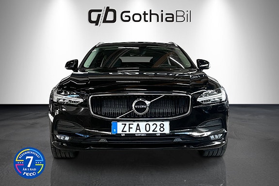 Volvo V90 2 of 30