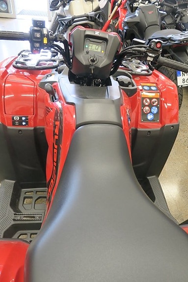 Honda TRX520fa Rubicon Discover 3 of 4