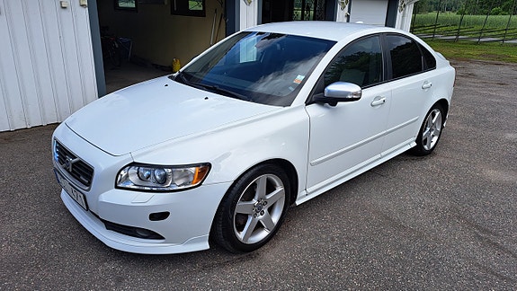 Volvo S40 5 of 5