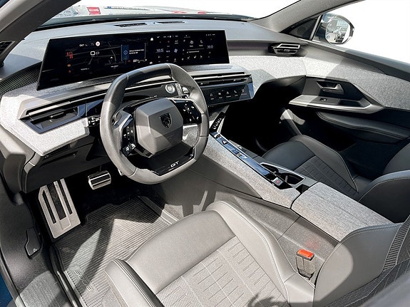 Peugeot 5008 5 of 5