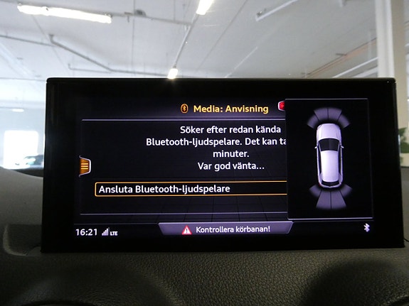 Audi Q2 21 of 23
