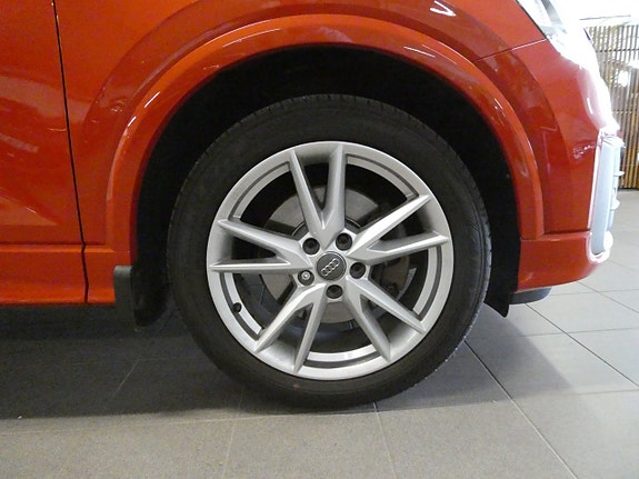 Audi Q2 5 of 23