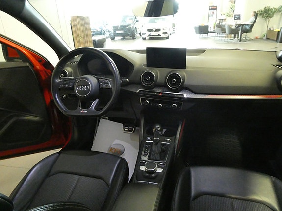 Audi Q2 15 of 23