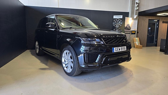 Land Rover Range Rover Sport 2 of 5