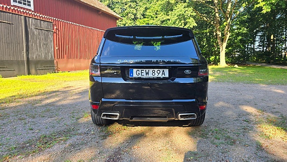Land Rover Range Rover Sport 6 of 15