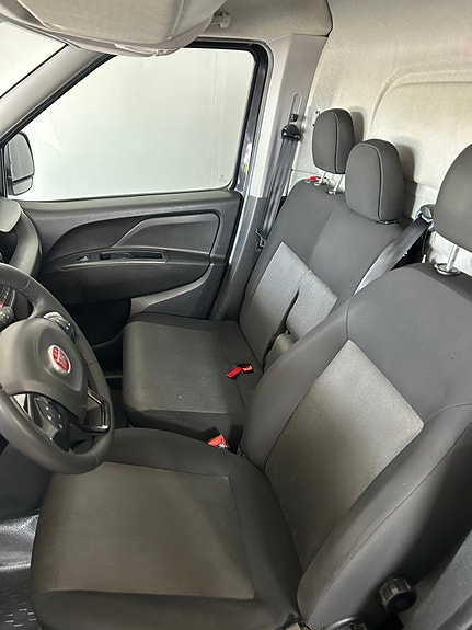 Fiat Doblo 3 of 5