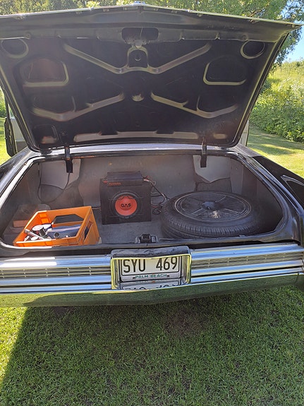 Cadillac Fleetwood 6 of 8