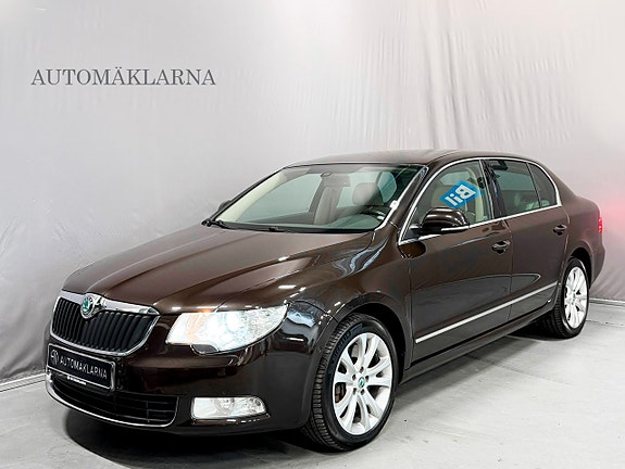 Skoda Superb 2 of 5