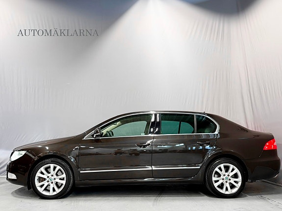 Skoda Superb 8 of 26