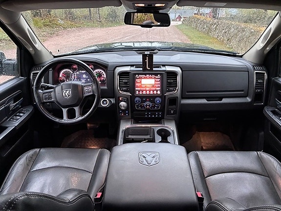 Dodge RAM 1500 5 of 6