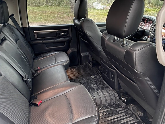 Dodge RAM 1500 6 of 6