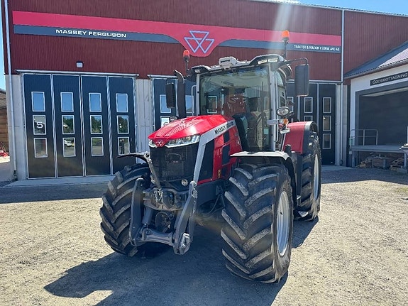 Massey Ferguson 8 S 305 Dyna-VT EXCLUSIVE 2 of 16