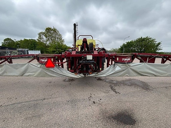 Hardi Commander 4500 twin 18 of 24