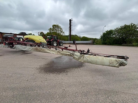 Hardi Commander 4500 twin 15 of 24