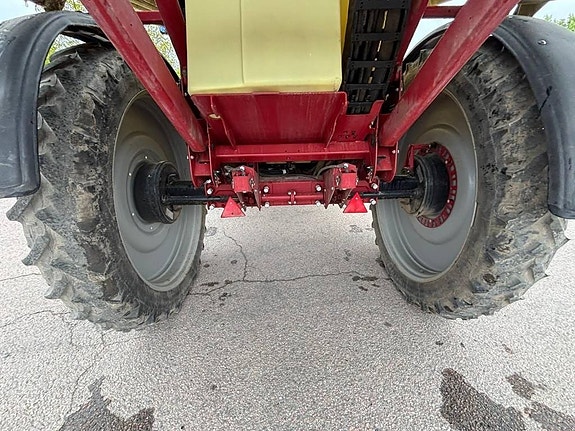 Hardi Commander 4500 twin 4 of 5