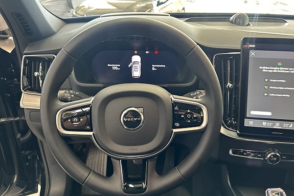 Volvo XC90 22 of 30