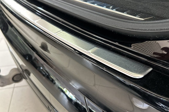 Volvo XC90 17 of 30