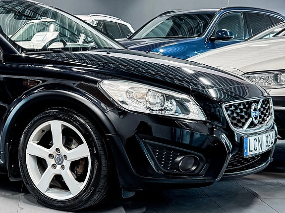 Volvo C30 3 of 5