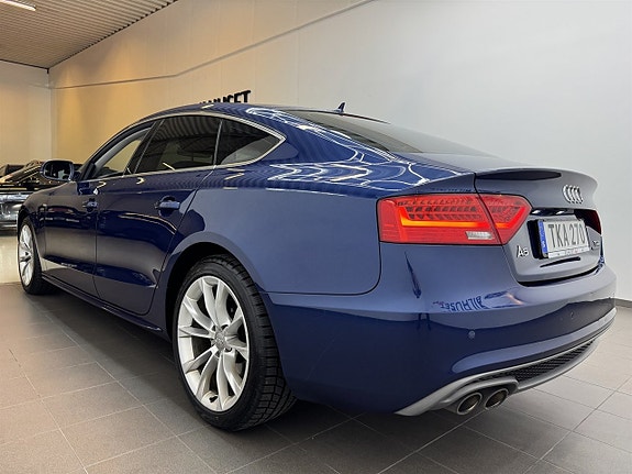 Audi A5 4 of 5