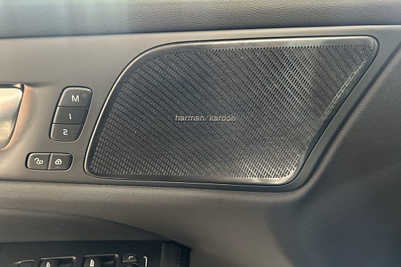 Volvo V60 27 of 30