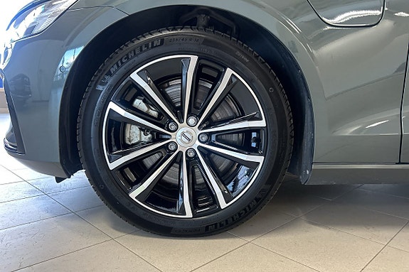 Volvo V60 18 of 30