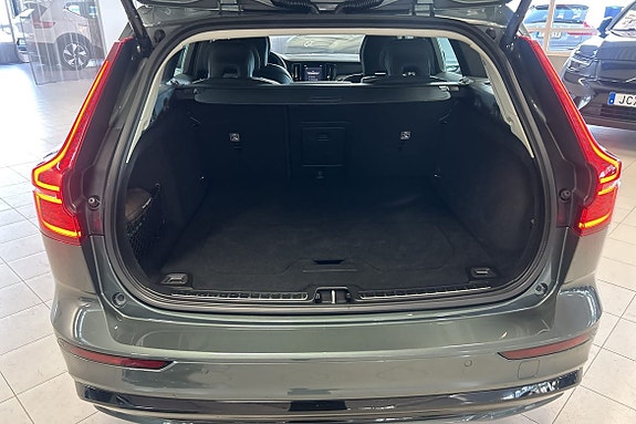 Volvo V60 14 of 30