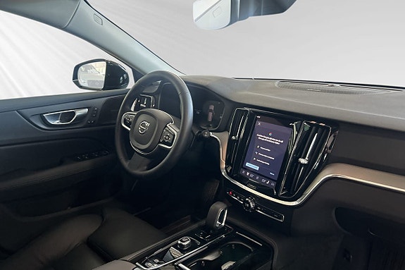 Volvo V60 11 of 30