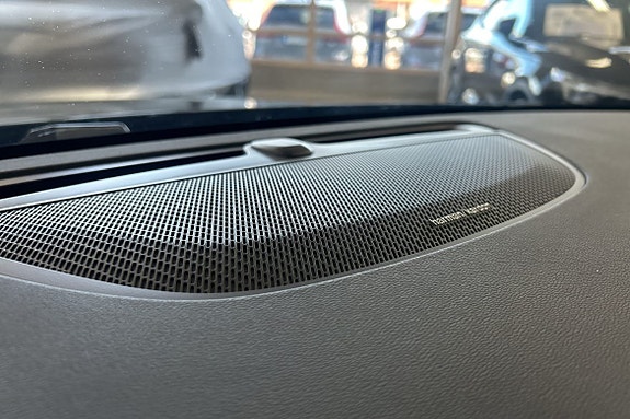 Volvo V60 23 of 30
