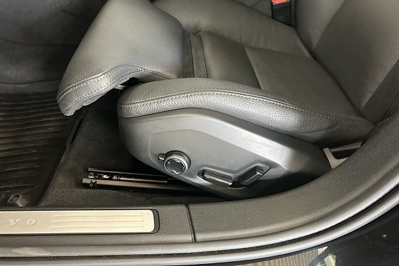 Volvo V60 27 of 30