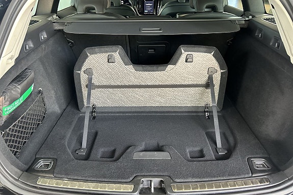 Volvo V60 15 of 30