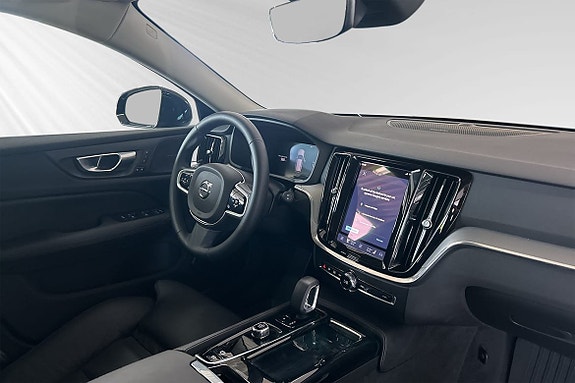 Volvo V60 11 of 30