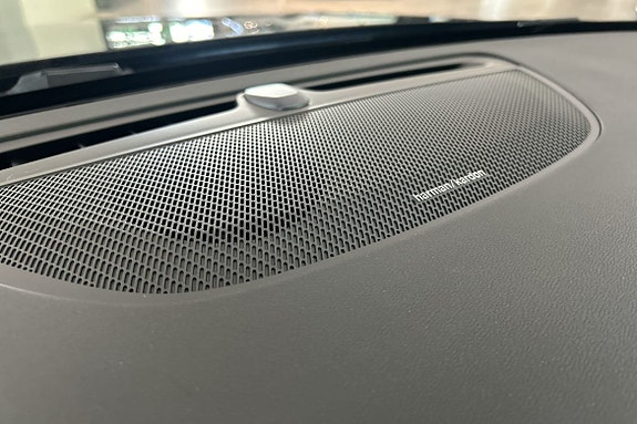Volvo V60 25 of 30