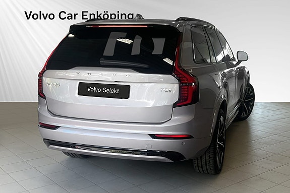Volvo XC90 5 of 30