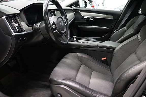Volvo V90 10 of 24