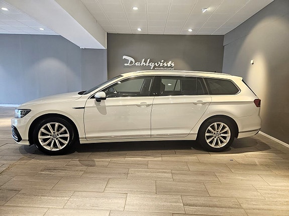 Volkswagen Passat 5 of 5