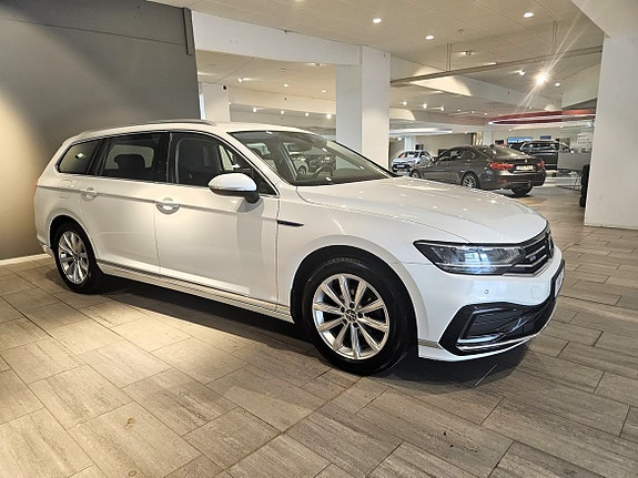 Volkswagen Passat 4 of 5