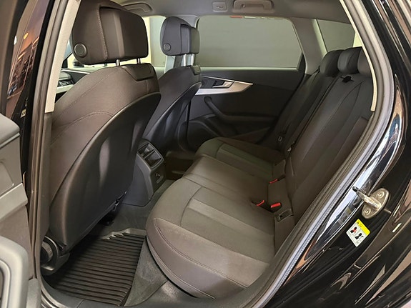 Audi A4 16 of 29