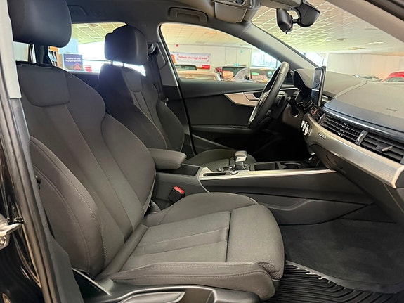 Audi A4 19 of 29