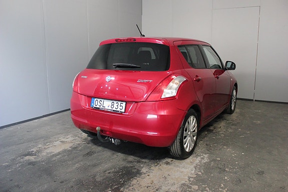 Suzuki Swift 4 of 18