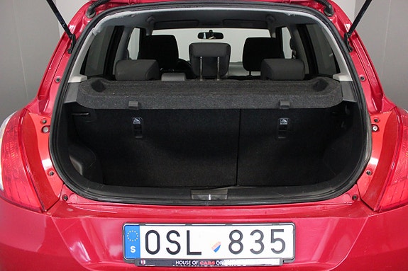 Suzuki Swift 7 of 18