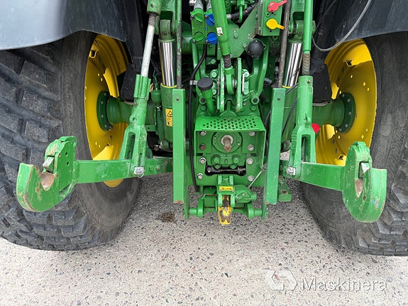 Traktor John Deere 5100R 10 of 27