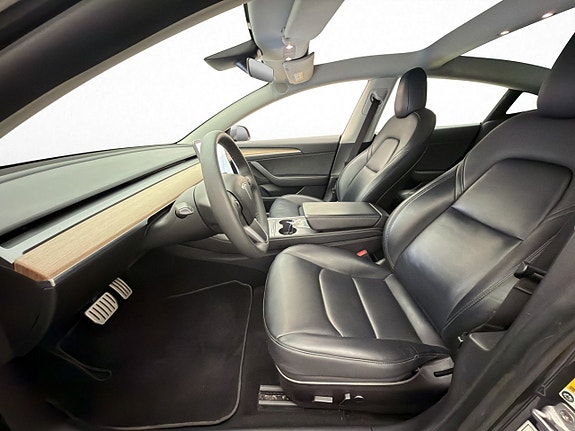Tesla Model 3 23 of 30