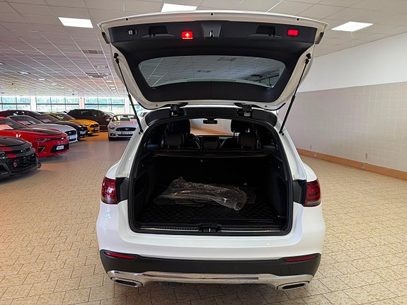 Mercedes-Benz GLC200 d 11 of 25