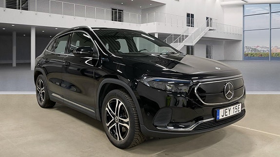 Mercedes-Benz EQA250 3 of 5