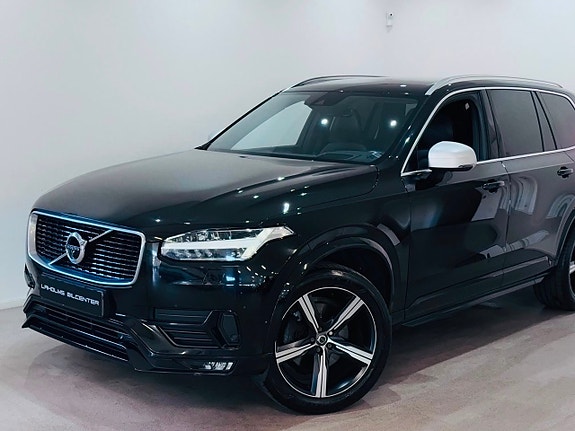Volvo XC90 2 of 5