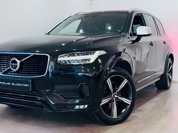 Volvo XC90 3 of 5