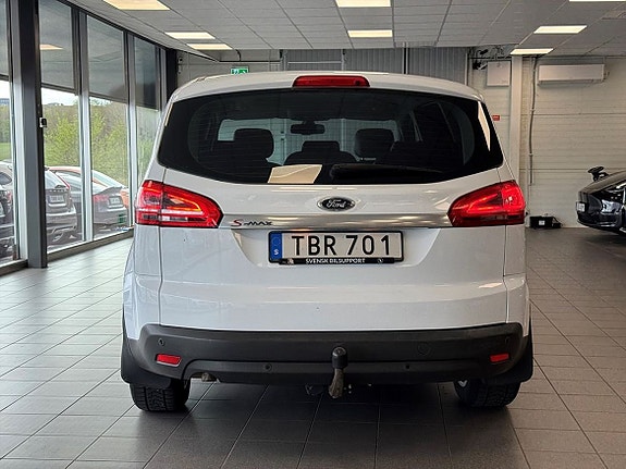 Ford S-MAX 4 of 5